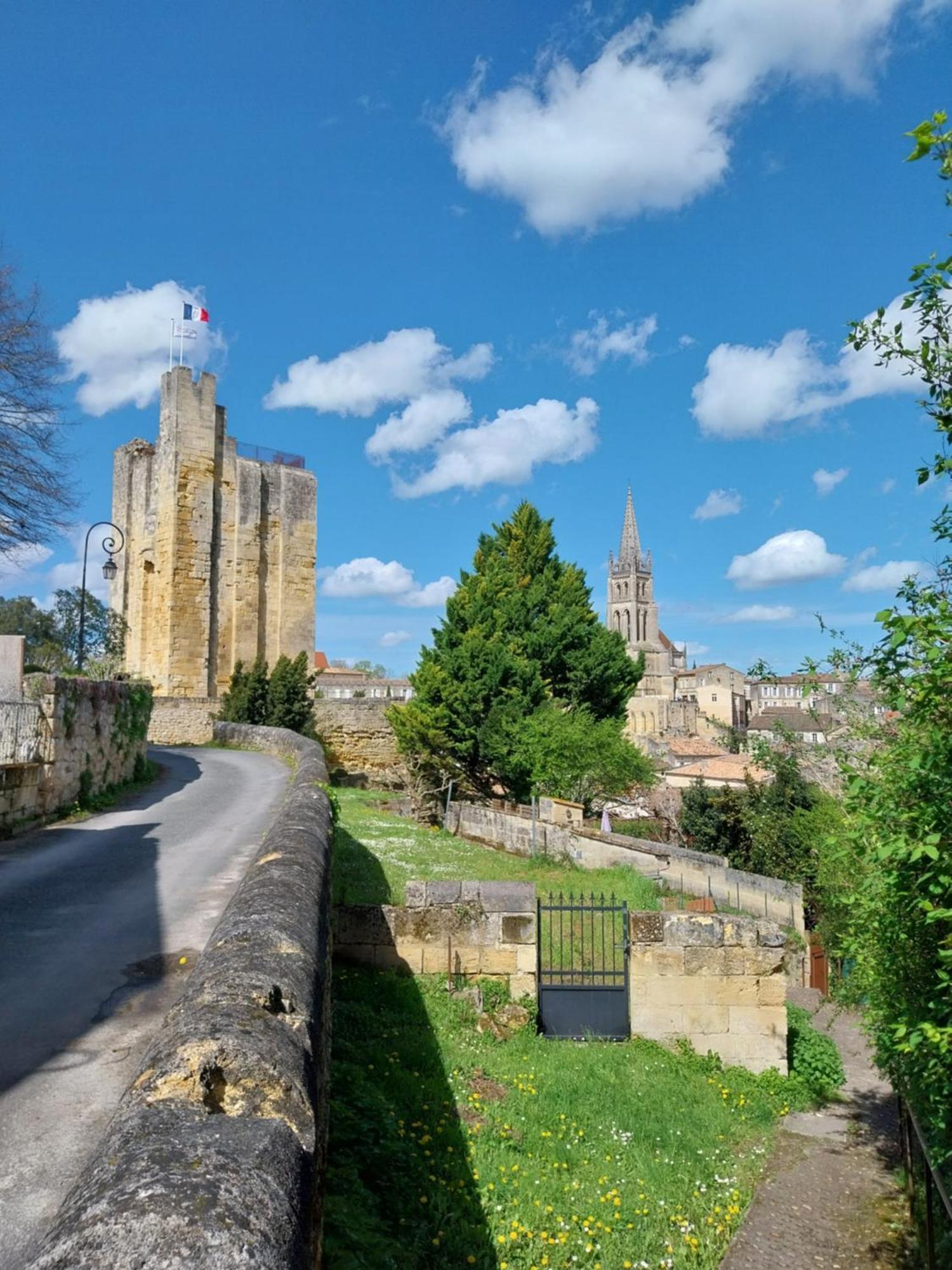 Logis De Saint-Emilion Leilighet Eksteriør bilde