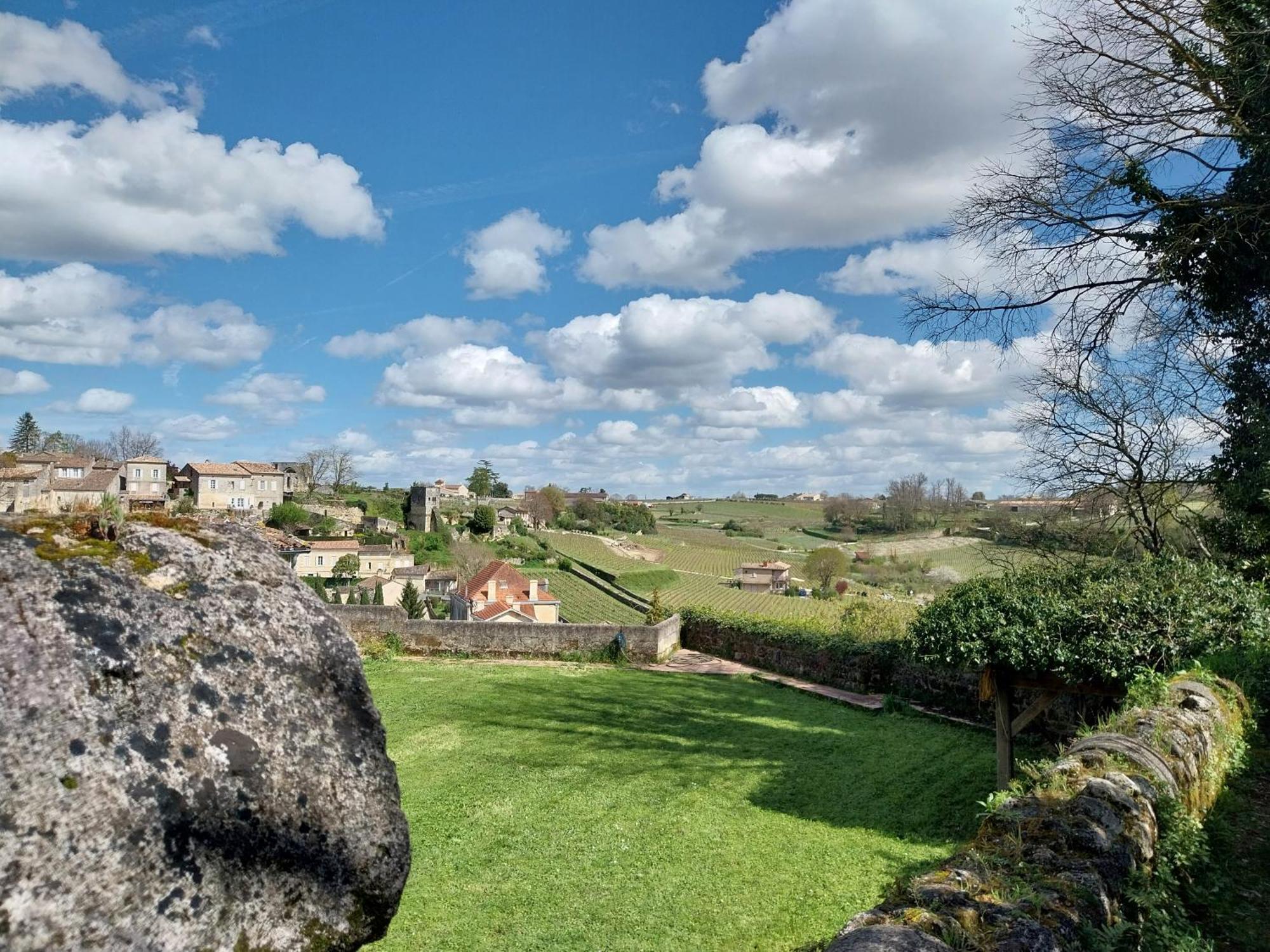 Logis De Saint-Emilion Leilighet Eksteriør bilde